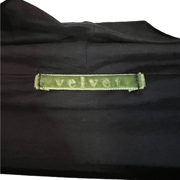 A Dress by Velvet in black and a size medium - Picture 3 of 7